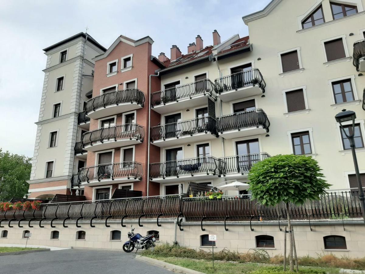 Apartamenty Lubin - Kamieniczka W Centrum 外观 照片