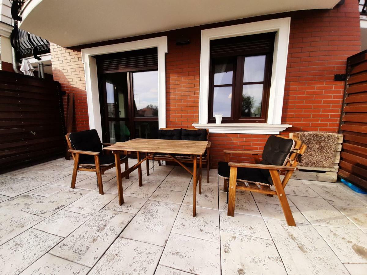 Apartamenty Lubin - Kamieniczka W Centrum 外观 照片